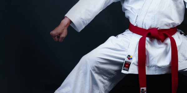 Cinturón karate rojo: Cuál es y que significa 